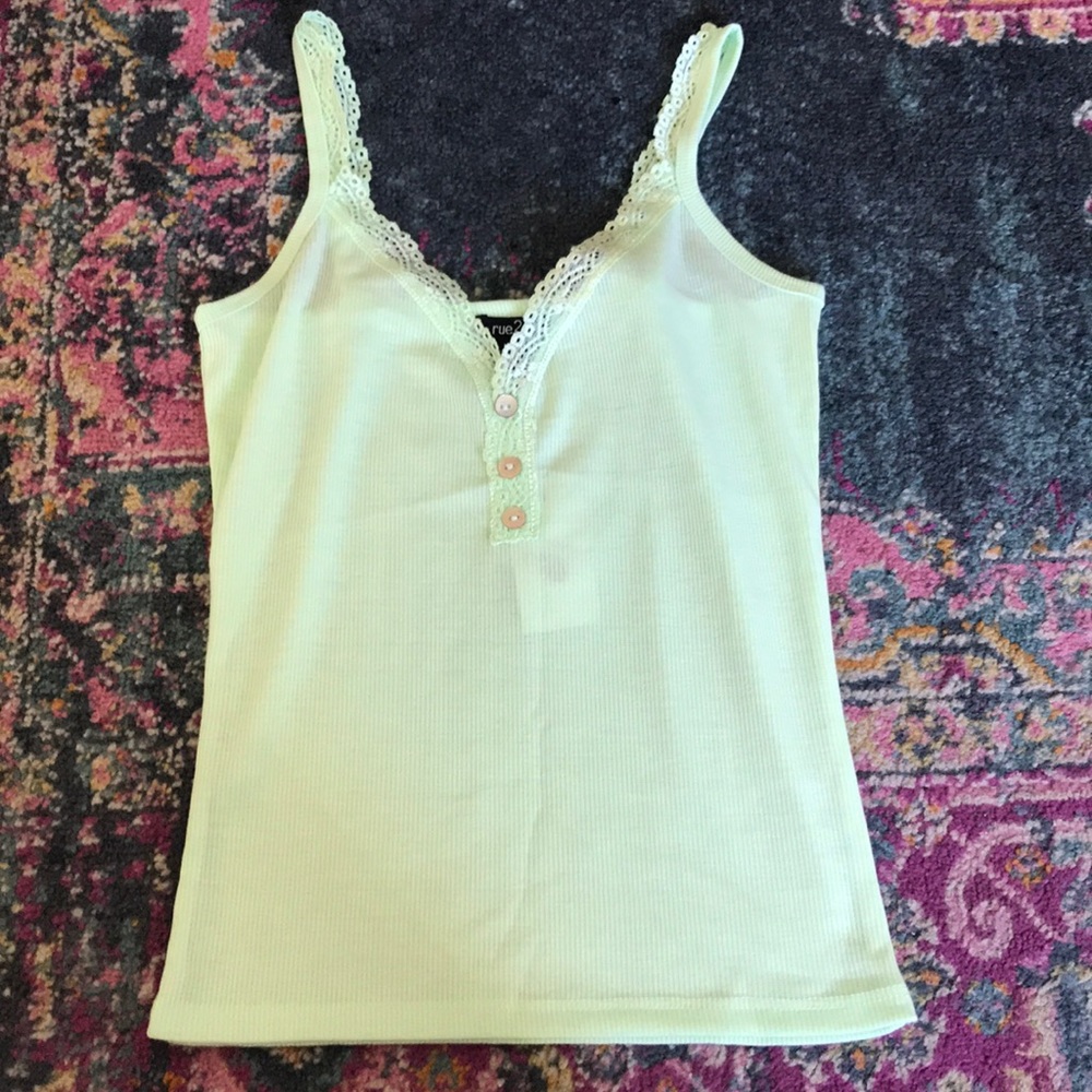 Rue21 pale mint lace trim tank!